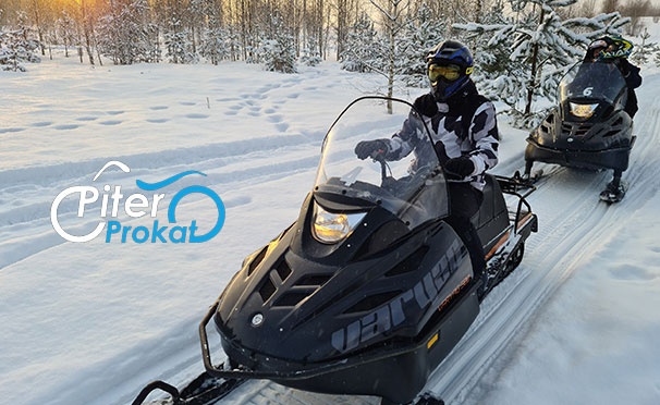 Скидка на Скидка до 58% на прогулку на снегоходе с арендой экипировки от компании PiterProkat: 45, 75 или 135 минут