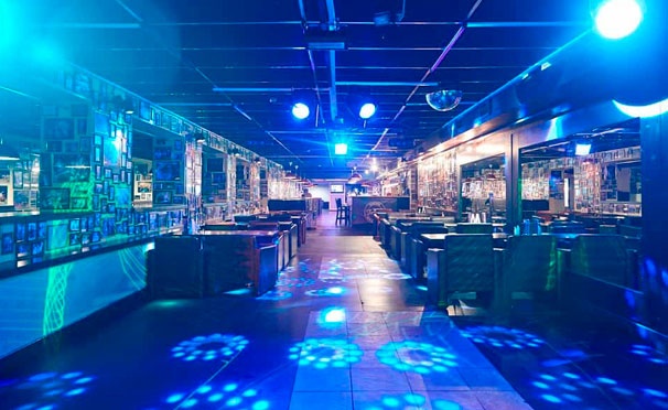 Скидка на Все меню кухни и напитки и проведение банкетов в Jeremy’s Bar. Скидка до 54%



