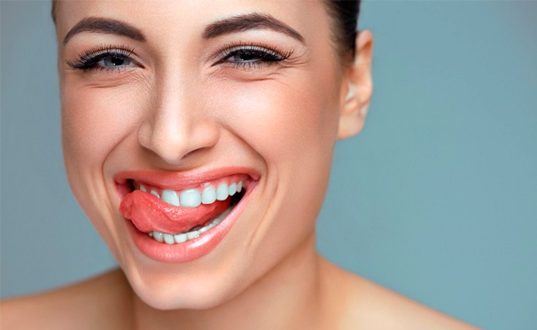 Скидка на УЗ-чистка зубов, лечение кариеса любой сложности с установкой светоотверждаемой пломбы, металлокерамические коронки и многое другое в стоматологии Oganoff Сlinic. Скидка до 88%