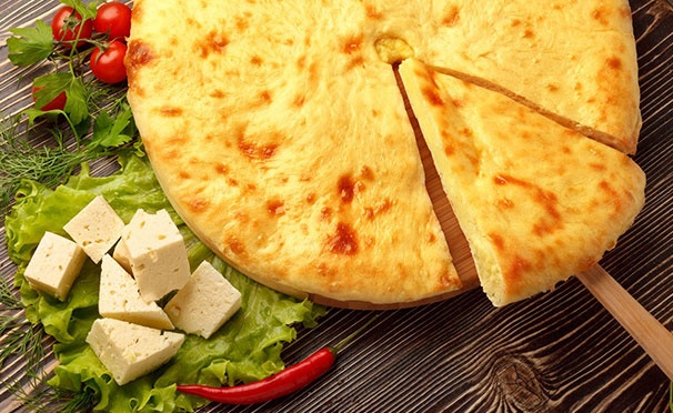Скидка на До 10 пирогов от службы доставки «Симфония суши»: с мясом, сыром, капустой, яблоком, абрикосом и другими начинками. Скидка 50%