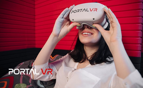 Скидка на 60 минут игры в беспроводном шлеме Oculus Quest 2 для одного или двоих в клубе виртуальной реальности Portal VR. Скидка до 55%