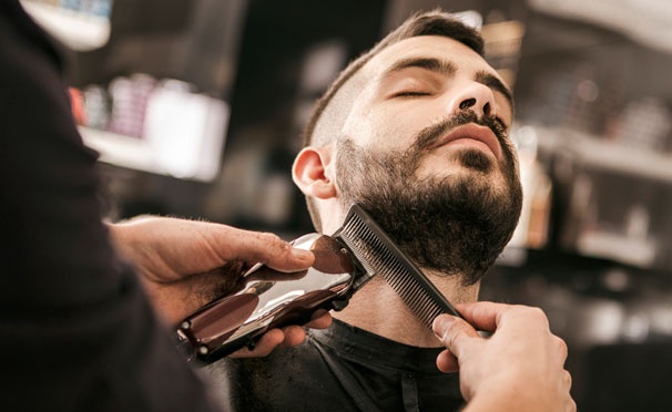 Скидка на Моделирование бороды, а также мужская стрижка в барбершопе Mac Barber со скидкой 50%