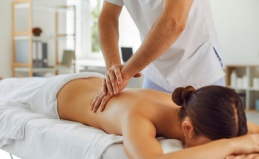 Массаж в студии Relax & Massage