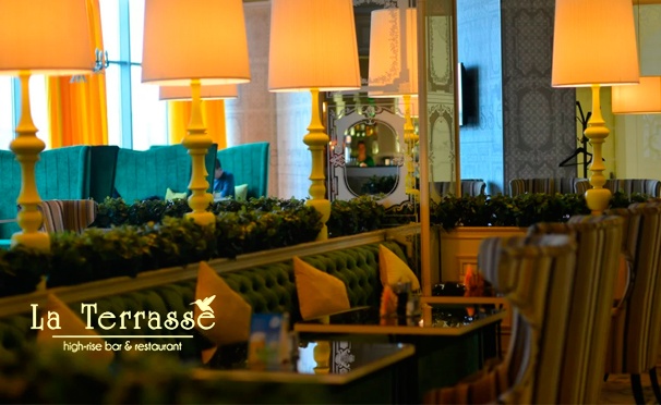 Скидка на Отдых в ресторане La Terrasse: любые напитки и блюда из меню кухни со скидкой 50%