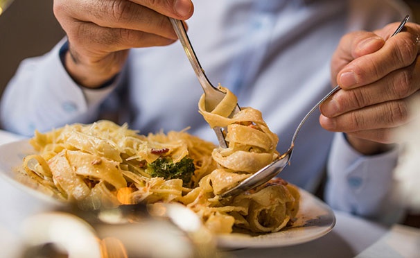 Скидка на Скидка до 50% на отдых в итальянском кафе La Degusteria: все меню кухни и напитки