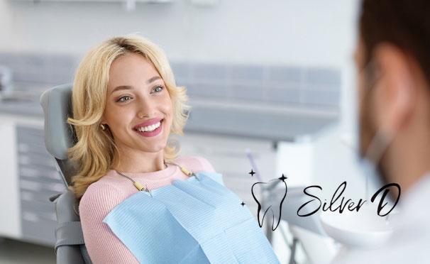 Скидка на Лечение поверхностного или среднего кариеса с установкой пломбы, УЗ-чистка с Air Flow и удаление зубов в стоматологии Silver D. Скидка до 66%