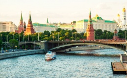 Круиз от Воробьевых гор до «Зарядья»
