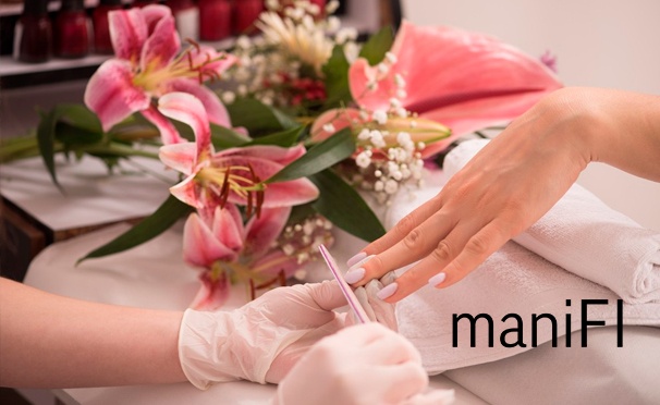 Скидка на Маникюр и педикюр с лечебным покрытием, лаком Vinylux или гель-лаком, наращивание ногтей и не только в студии красоты ManiFI. Скидка до 79%