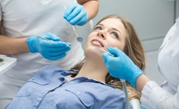 Чистка, лечение и удаление зубов