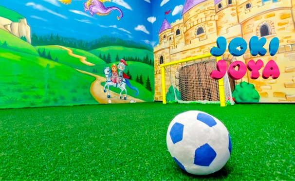 Скидка на Целый день развлечений для детей в семейном парке активного отдыха Joki Joya в ТРЦ «Рио»: веревочный лабиринт, батуты, игровая зона и не только. Взрослые с детьми проходят бесплатно! Скидка до 50%