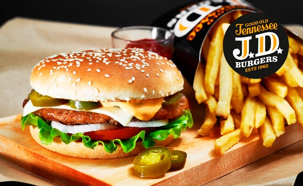 Скидка на Заказ бургеров или комбо-обедов от JD Burgers на фудкортах в ТЦ «Европейский», «Авиапарк» и Columbus. Скидка до 50%