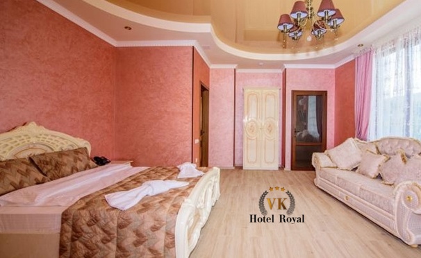 Скидка на Скидка 30% на проживание для двоих в отеле VK-Hotel-Royal в Алуште
