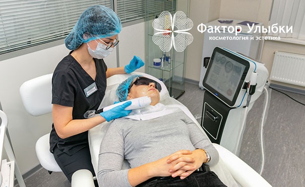 Скидка на Скидка 50% на прием остеопата и SMAS-лифтинг лица, шеи и зоны декольте в сети стоматологических клиник «Фактор улыбки»
