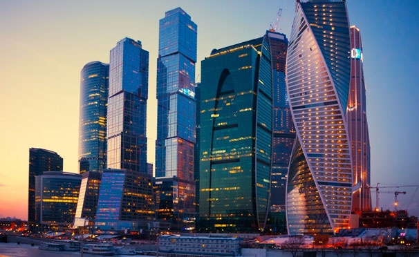 Скидка на Экскурсия с подъемом на смотровую площадку на 87 этаже башни «Око» или на 55 этаже башни «Федерация» в ММДЦ «Москва-Сити». Скидка до 64%