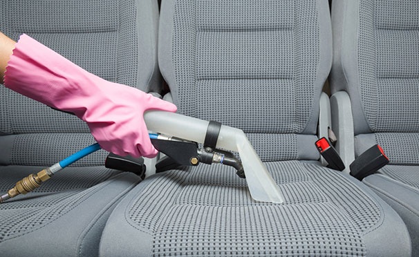 Скидка на Химчистка салона автомобиля в автомойке Avtolux788 со скидкой 70%